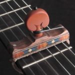 Cejilla flamenca artesana de Nogal y Taracea