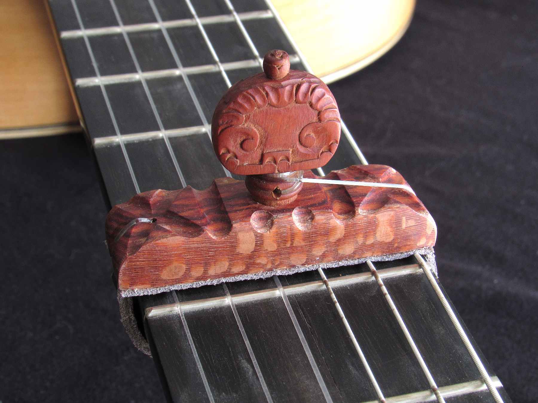 Cejillas especiales para guitarras