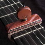 Cejilla de madera artesana de Palo Santo